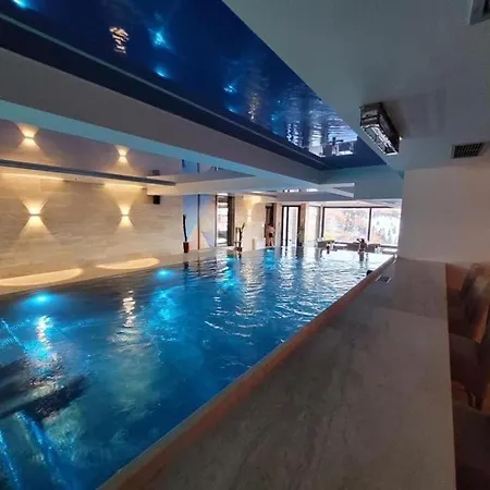 Velvet Zoned Apartment